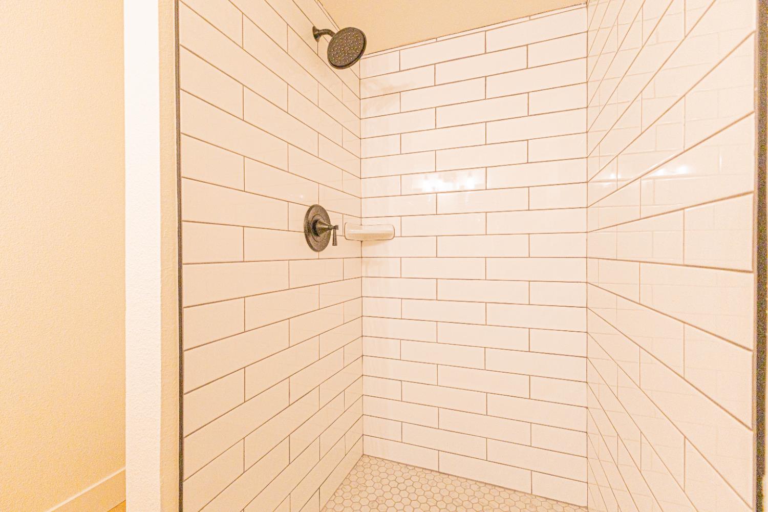 5965 East Shields Avenue, Unit 111 Fresno, CA 93727 - Photo 19 of 22