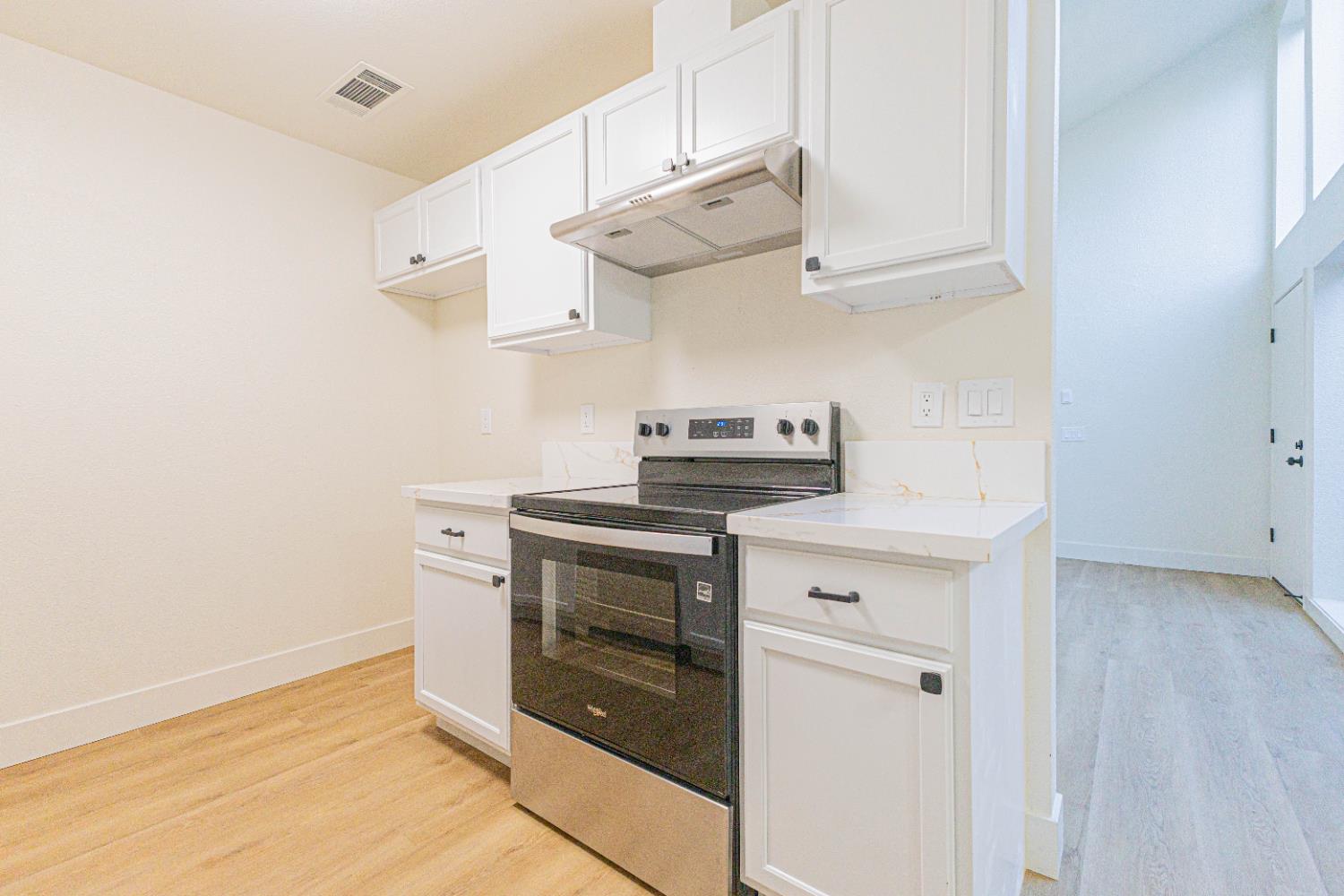 5965 East Shields Avenue, Unit 111 Fresno, CA 93727 - Photo 7 of 22