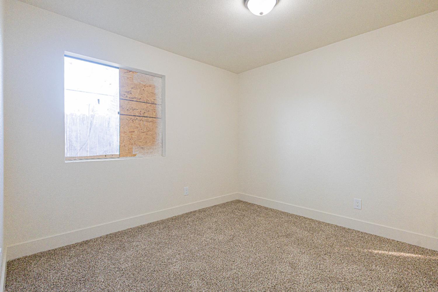 5965 East Shields Avenue, Unit 111 Fresno, CA 93727 - Photo 8 of 22