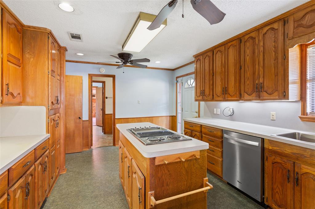 649 Highway 84 Fairfield, TX 75840 - Photo 11 of 39