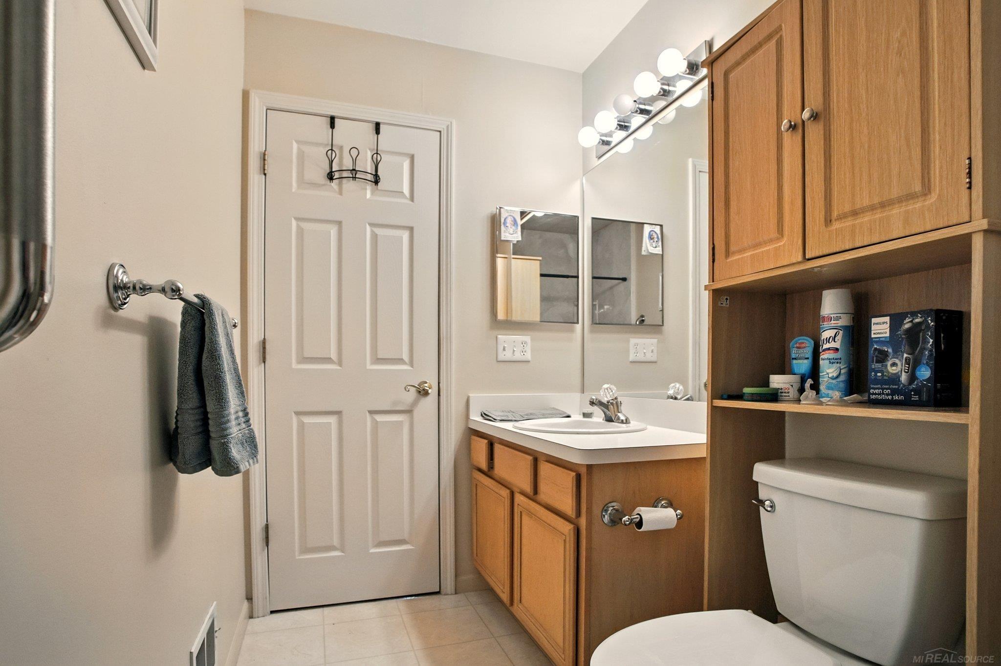9446 Timber Ridge Drive Grand Blanc, MI 48439 - Photo 13 of 29 50177855-96cd8a0f-20b6-4937-9006-76d945b73976.JPG