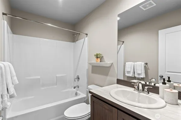 $479,900 | 2338 Southeast Marlette Road, East Wenatchee, WA 98802