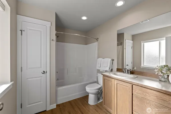 $479,900 | 2338 Southeast Marlette Road, East Wenatchee, WA 98802