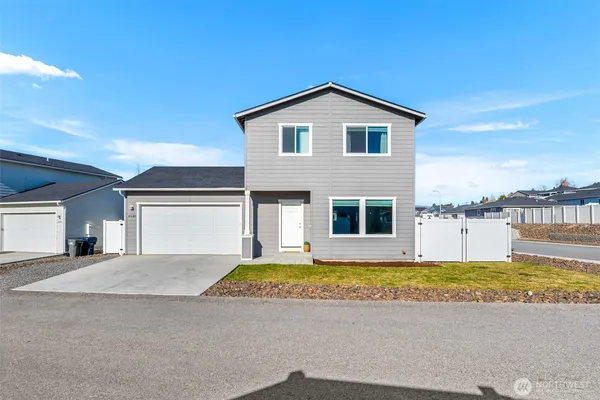 $479,900 | 2338 Southeast Marlette Road, East Wenatchee, WA 98802