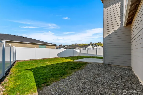$479,900 | 2338 Southeast Marlette Road, East Wenatchee, WA 98802