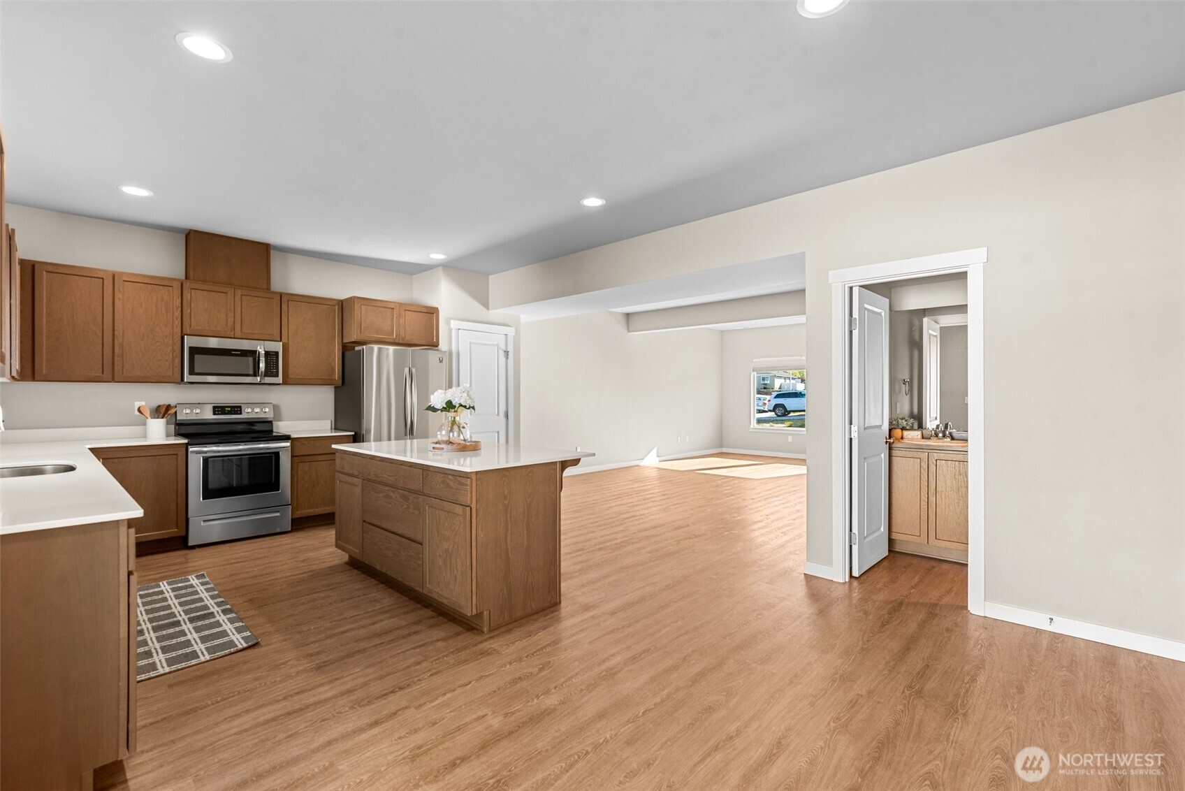 2338 Southeast Marlette Road East Wenatchee, WA 98802 - Photo 3 of 26