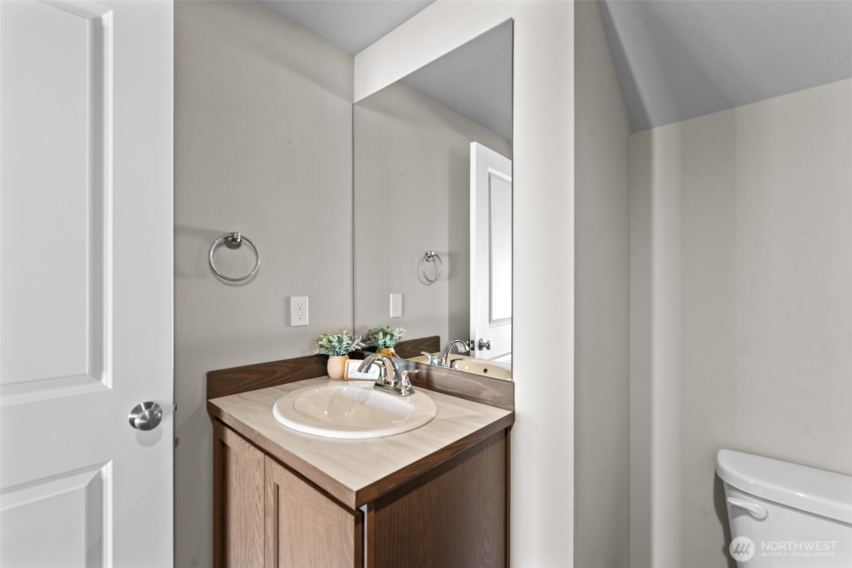 2338 Southeast Marlette Road East Wenatchee, WA 98802 - Photo 10 of 26