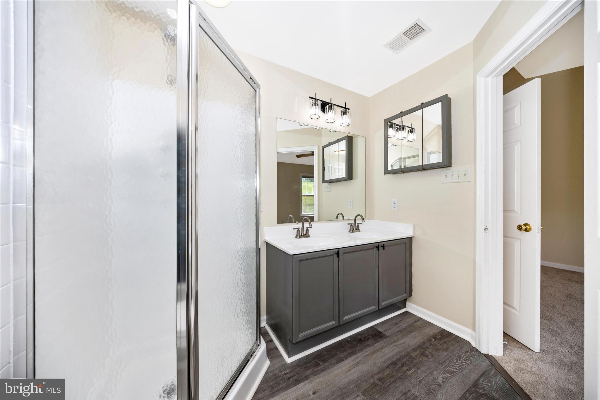 105 Sentry Ridge Smithsburg, MD 21783 - Photo 21 of 62 Primary Bathroom