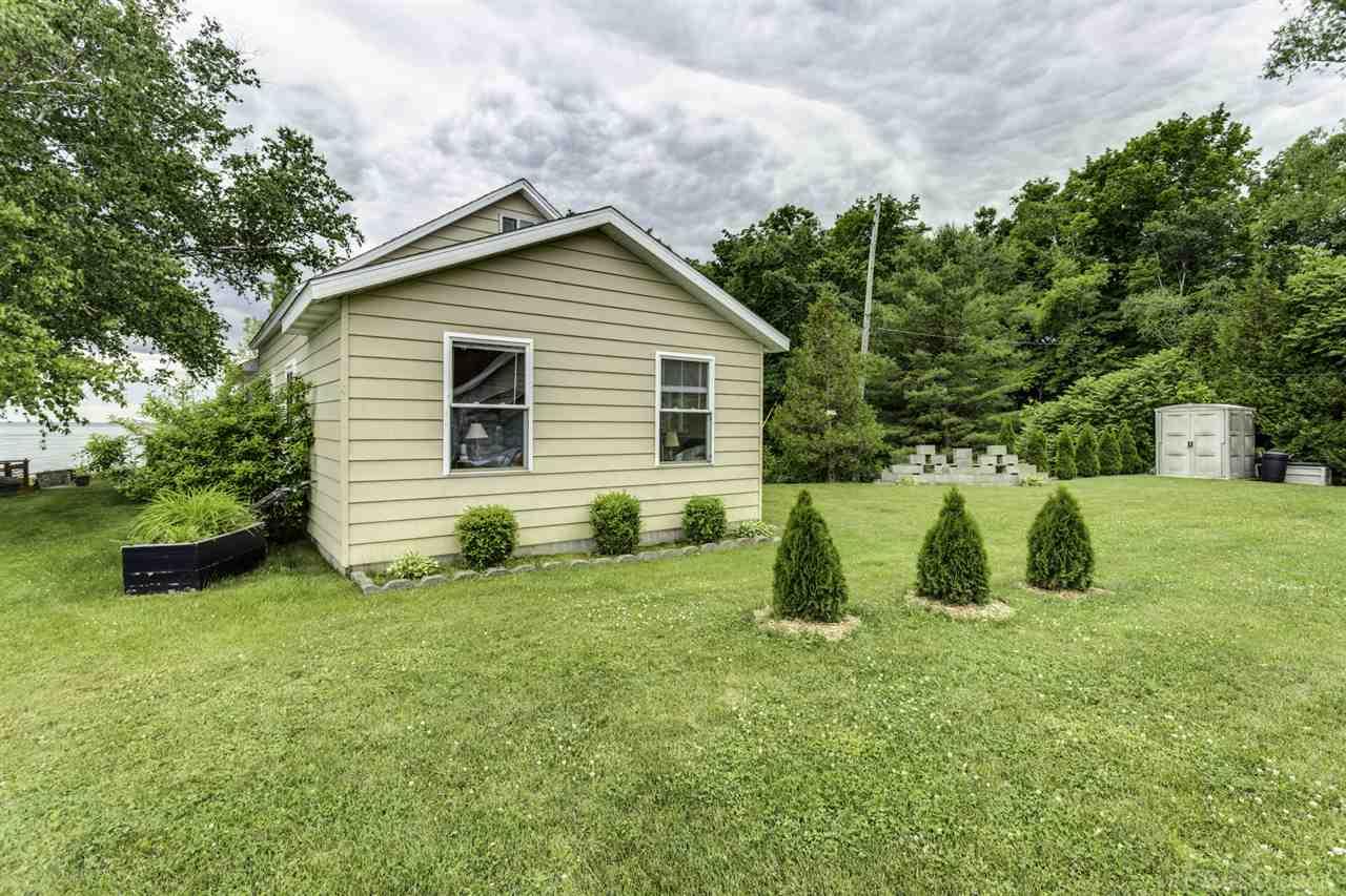 2981 Lakeshore Road Applegate, MI 48401 - Photo 8 of 36