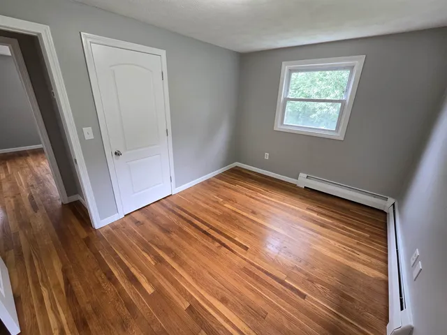 $3,600 | 7 Loretta Avenue, Pelham, NH 03076