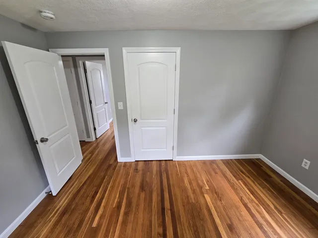 $3,600 | 7 Loretta Avenue, Pelham, NH 03076