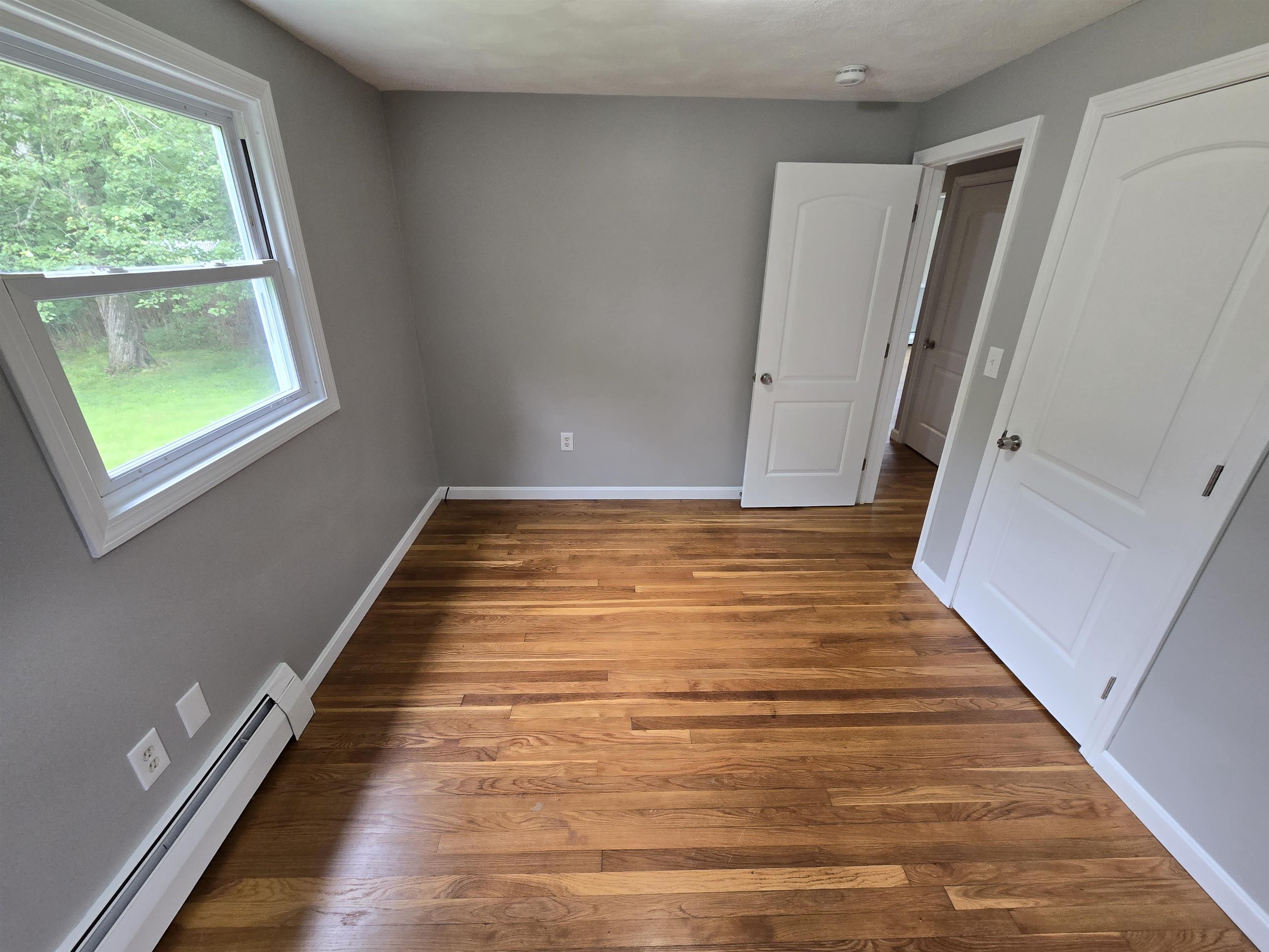 7 Loretta Avenue Pelham, NH 03076 - Photo 15 of 33