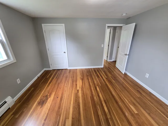 $3,600 | 7 Loretta Avenue, Pelham, NH 03076