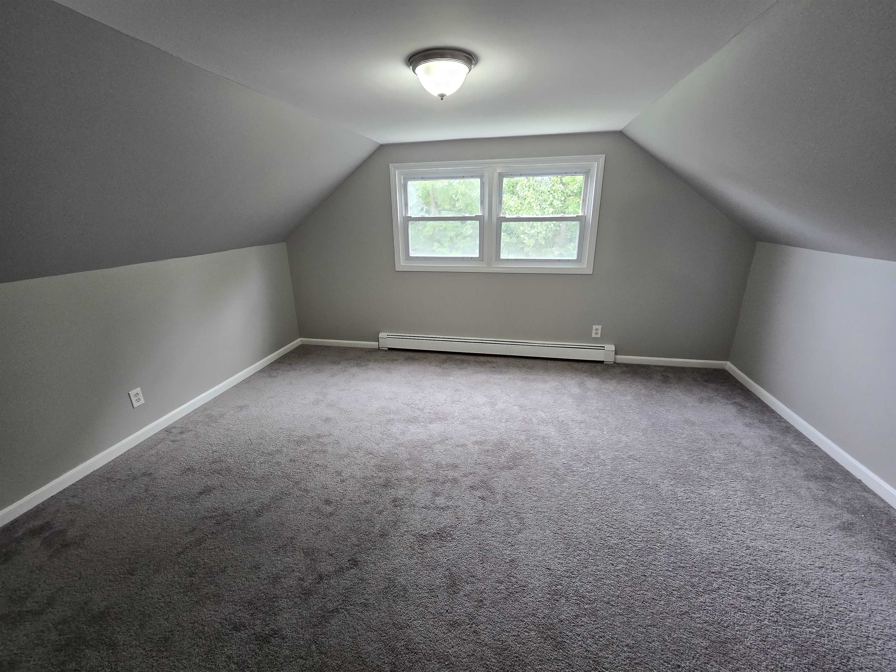 7 Loretta Avenue Pelham, NH 03076 - Photo 26 of 33