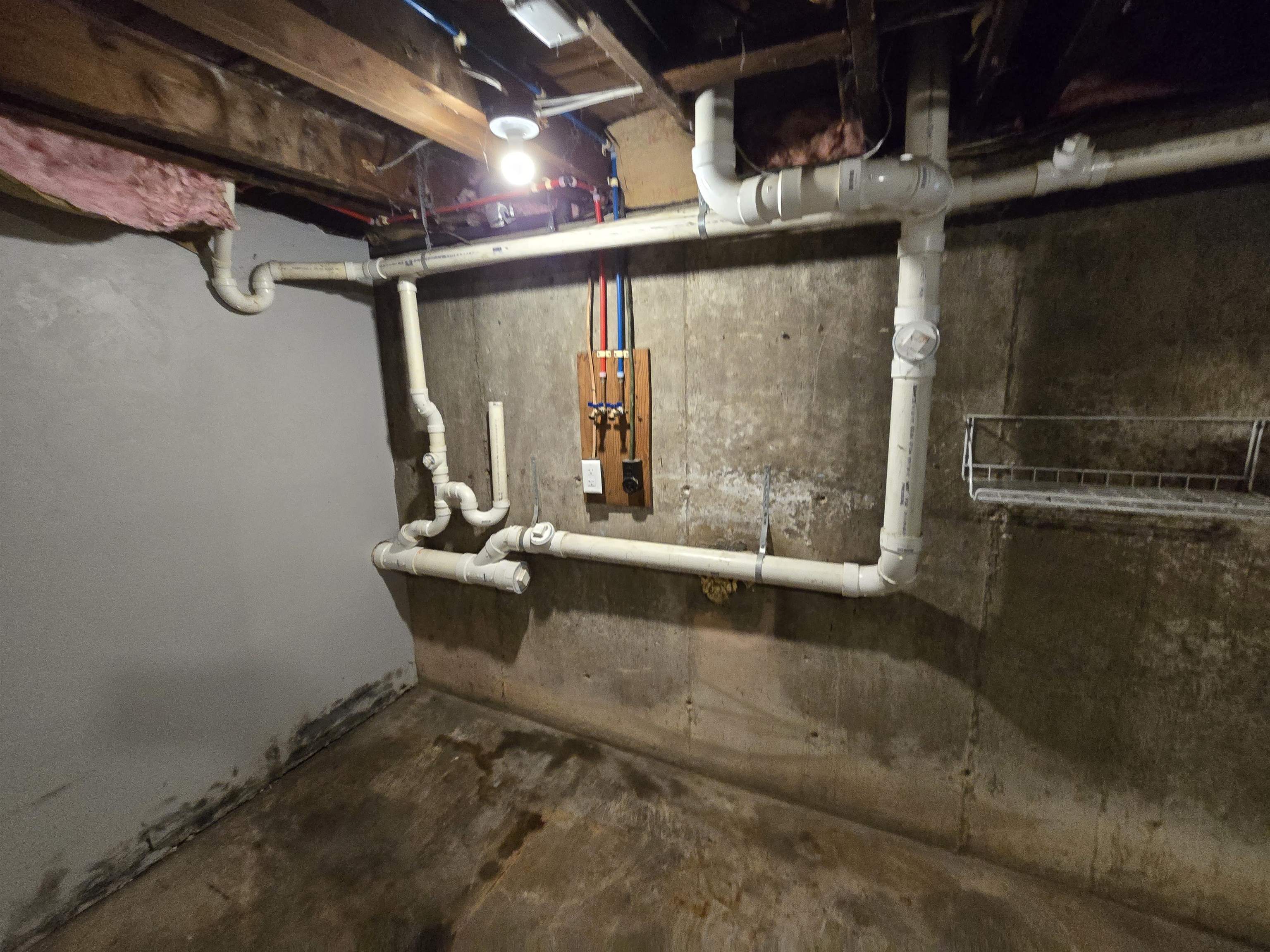 7 Loretta Avenue Pelham, NH 03076 - Photo 32 of 33