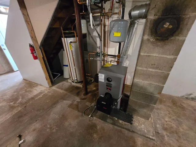 $3,600 | 7 Loretta Avenue, Pelham, NH 03076