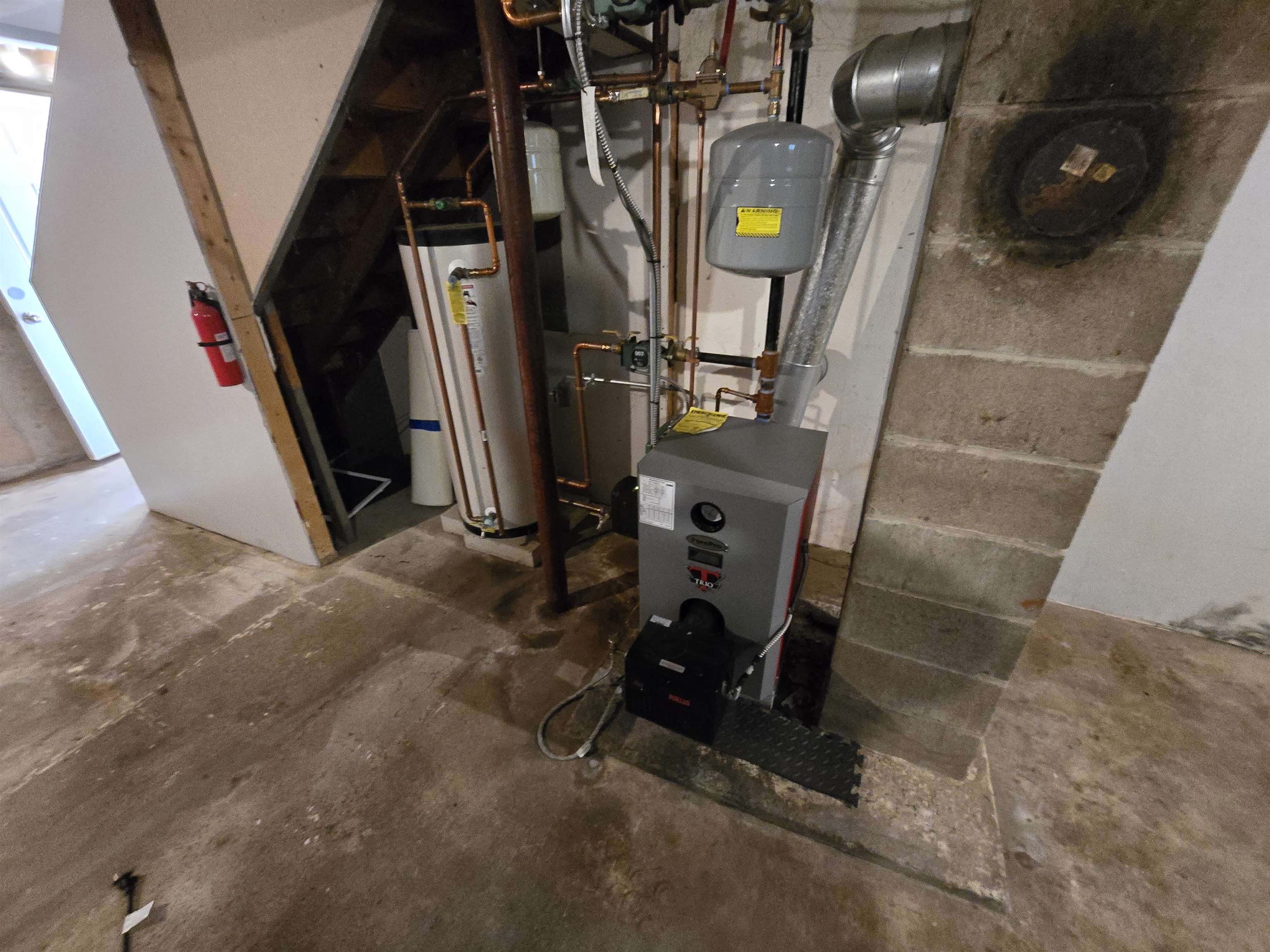 7 Loretta Avenue Pelham, NH 03076 - Photo 33 of 33