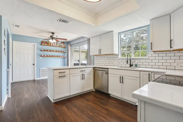 $2,650 | Undisclosed Address, Bastrop, TX 78602
