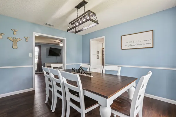 $2,650 | Undisclosed Address, Bastrop, TX 78602