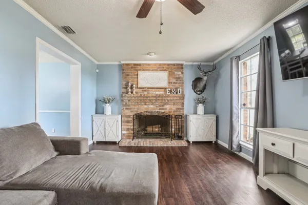 $2,650 | Undisclosed Address, Bastrop, TX 78602