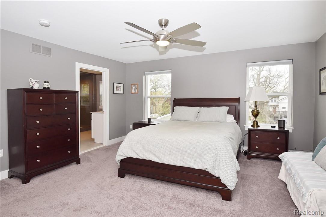 1307 Dorothea Road Berkley, MI 48072 - Photo 18 of 28 Dorothea 1307_52.JPG