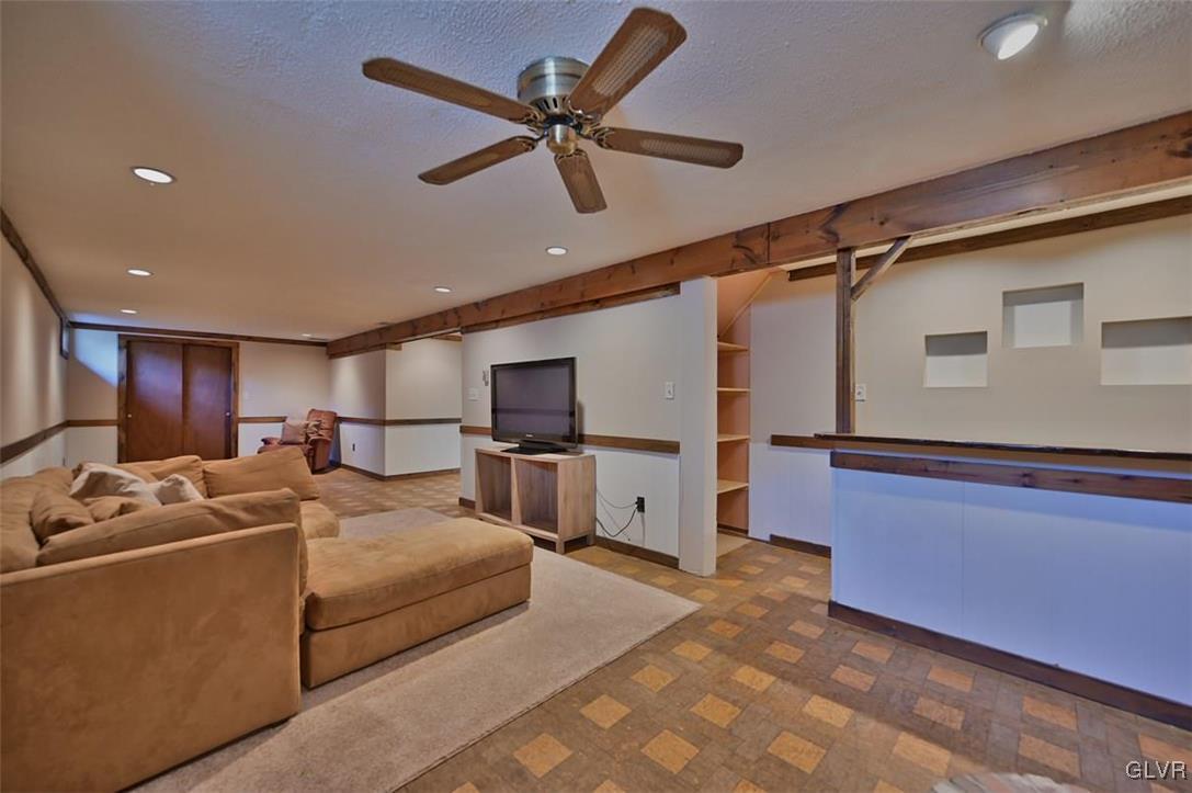 231 Sawmill Road Pocono Lake, PA 18347 - Photo 36 of 50 Gallery Image 36