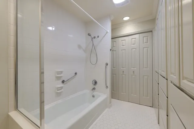 $395,000 | 4736 All Spice Drive, Unit 4736, Memphis, TN 38117