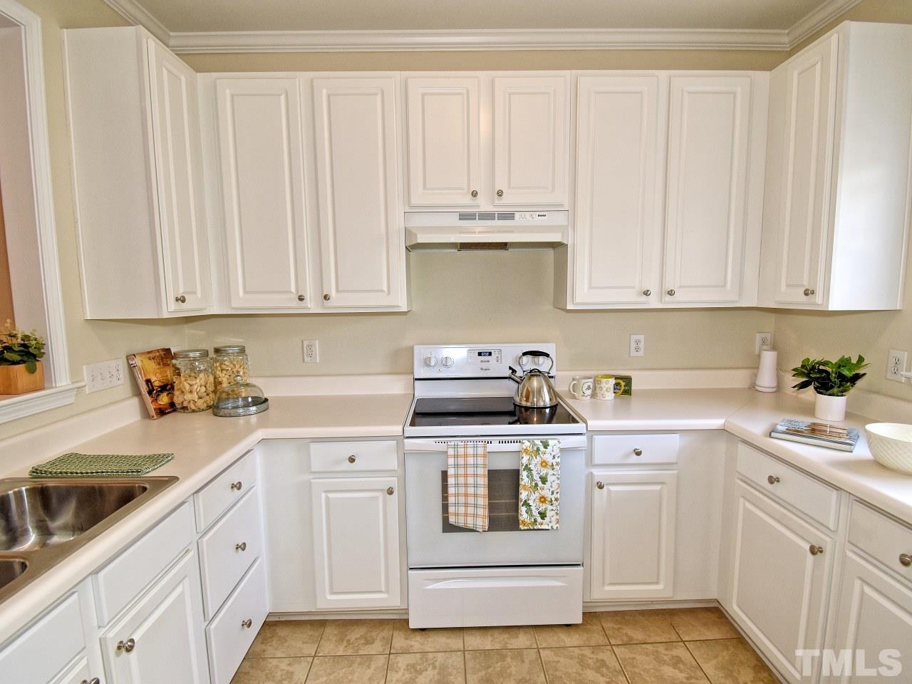 1024 Scotts Ridge Trail Apex, NC 27502 - Photo 5 of 35 Gallery Image 5