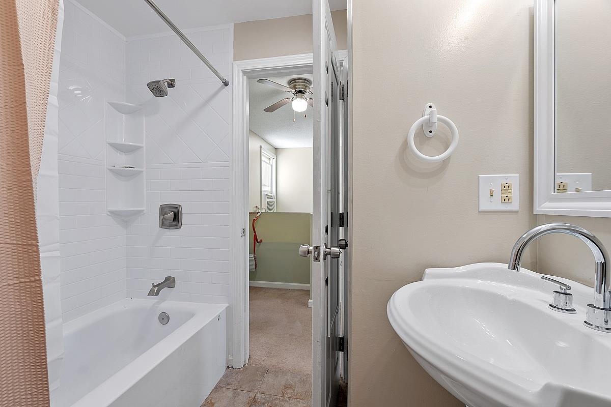 2 Senter Cove Road, Unit L Derry, NH 03038 - Photo 16 of 38
