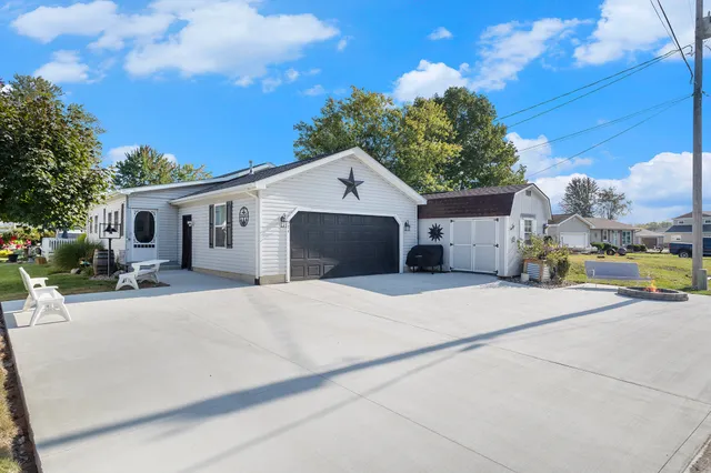 $475,000 | 534 Hickory Lane, Coldwater, MI 49036