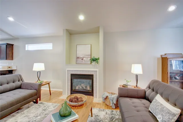 $555,000 | 516 Myrtle Street, La Conner, WA 98257