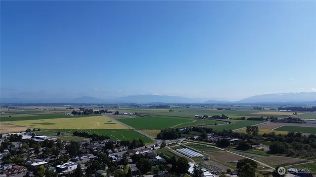 $555,000 | 516 Myrtle Street, La Conner, WA 98257