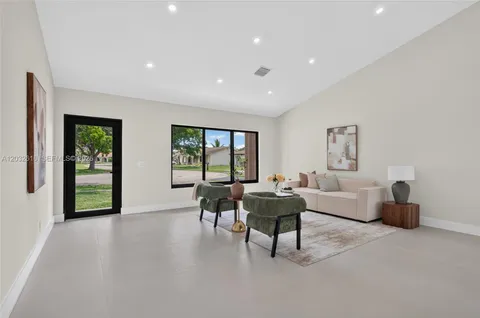 $775,000 | 8668 Southwest 50th Street, Cooper City, FL 33328