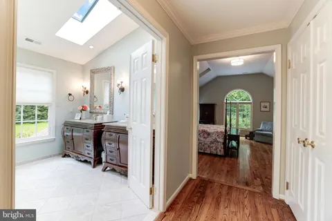 $1,550,000 | 5501 West Ridge View Drive, Fairfax, VA 22030