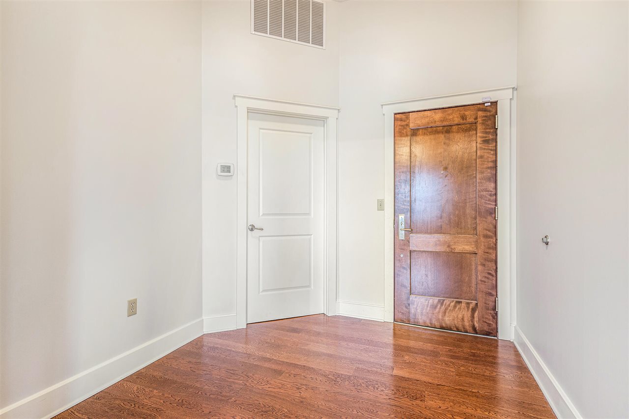 27 Library Street Northeast, Unit 901 Grand Rapids, MI 49503 - Photo 27 of 33