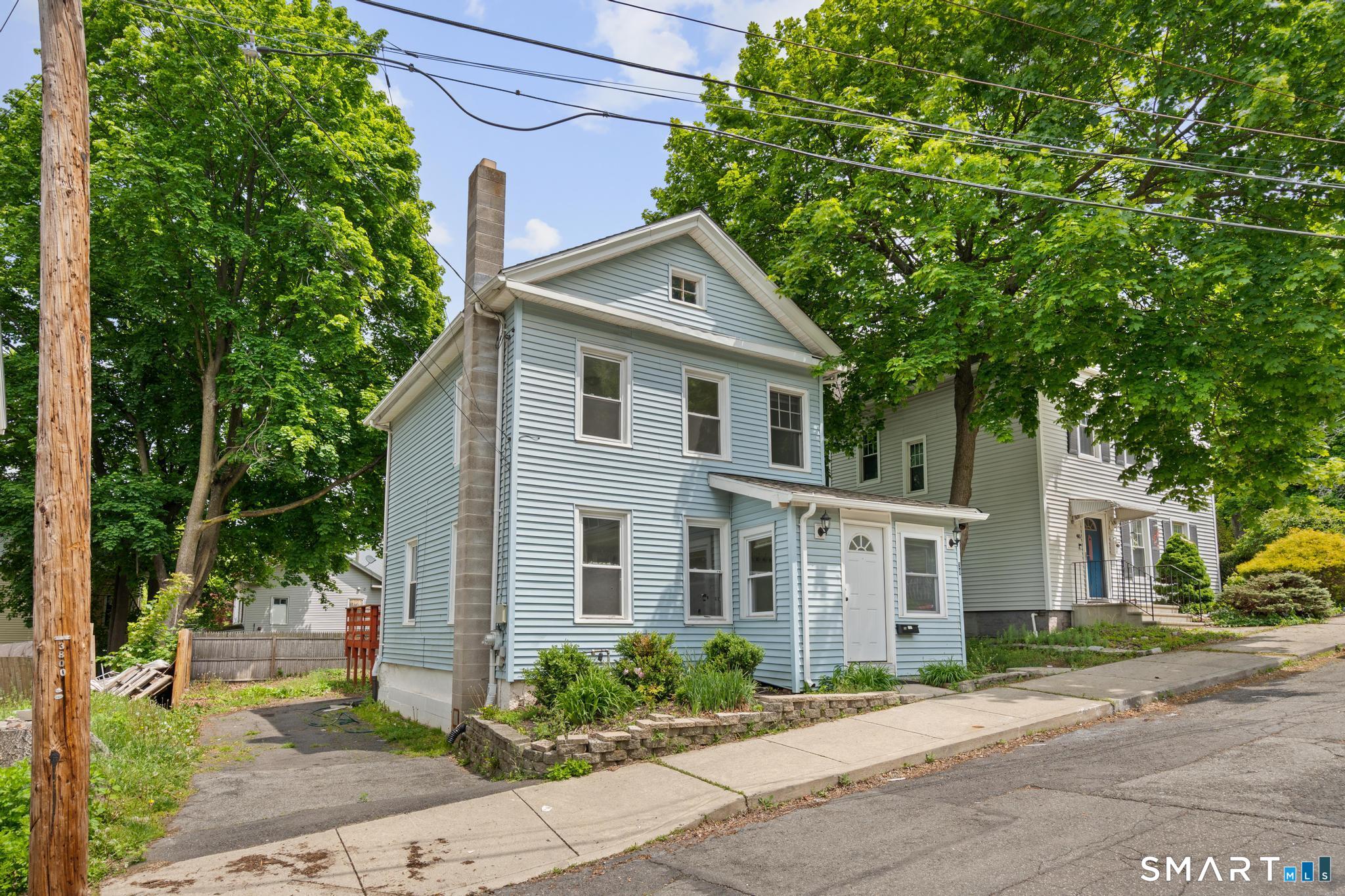 38 Grant Street Meriden, CT 06450 - Photo 3 of 37