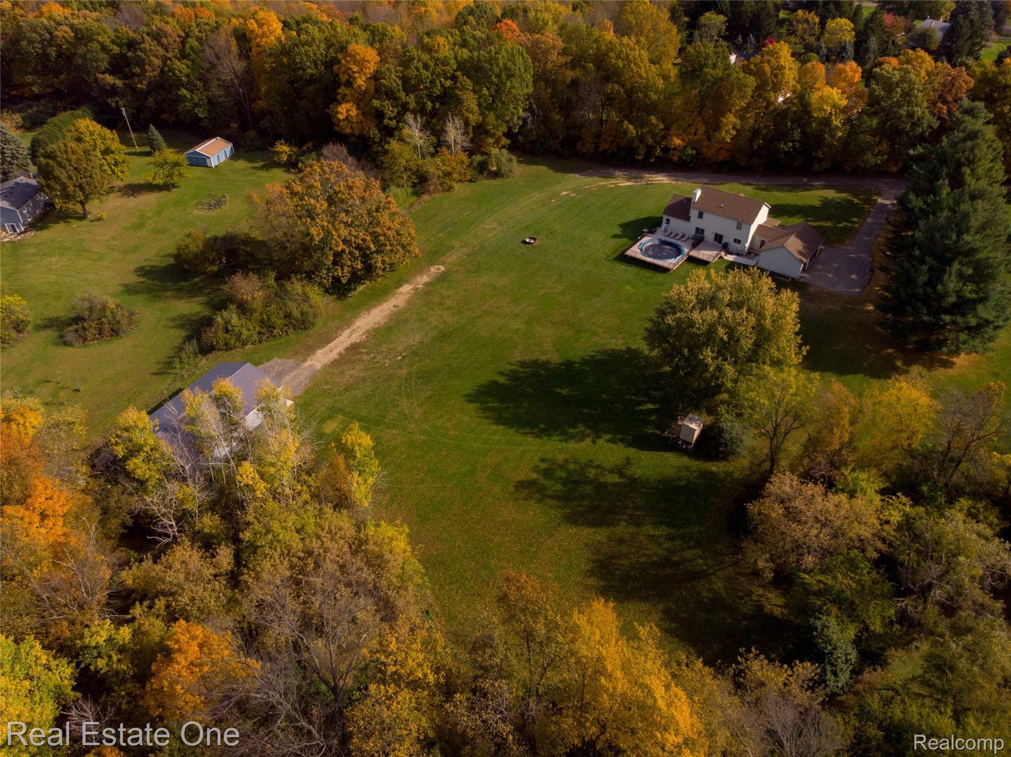 3676 Norton Road Howell, MI 48843 - Photo 81 of 82 IMG-0986.jpg