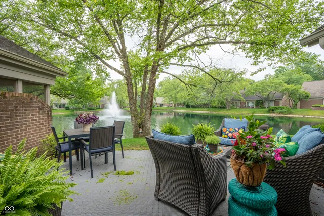 $460,000 | 131 Olde Mill Bay, Indianapolis, IN 46260