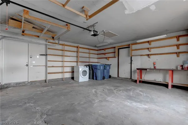 $1,900 | 3905 Landsdown Place, Las Vegas, NV 89121