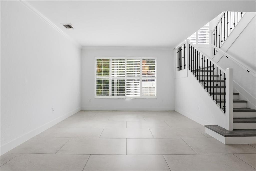 16534 Southwest 32nd Street Miramar, FL 33027 - Photo 5 of 53