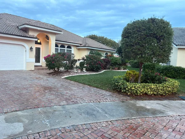 $789,000 | 5670 Northwest 38th Terrace, Coconut Creek, FL 33073