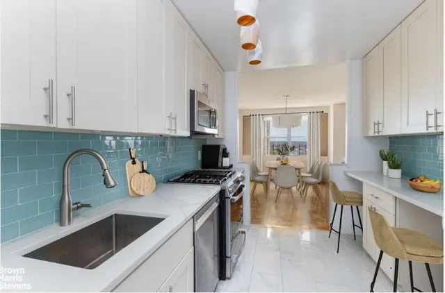 $656,000 | 2500 Johnson Avenue, Unit 20C | Spuyten Duyvil