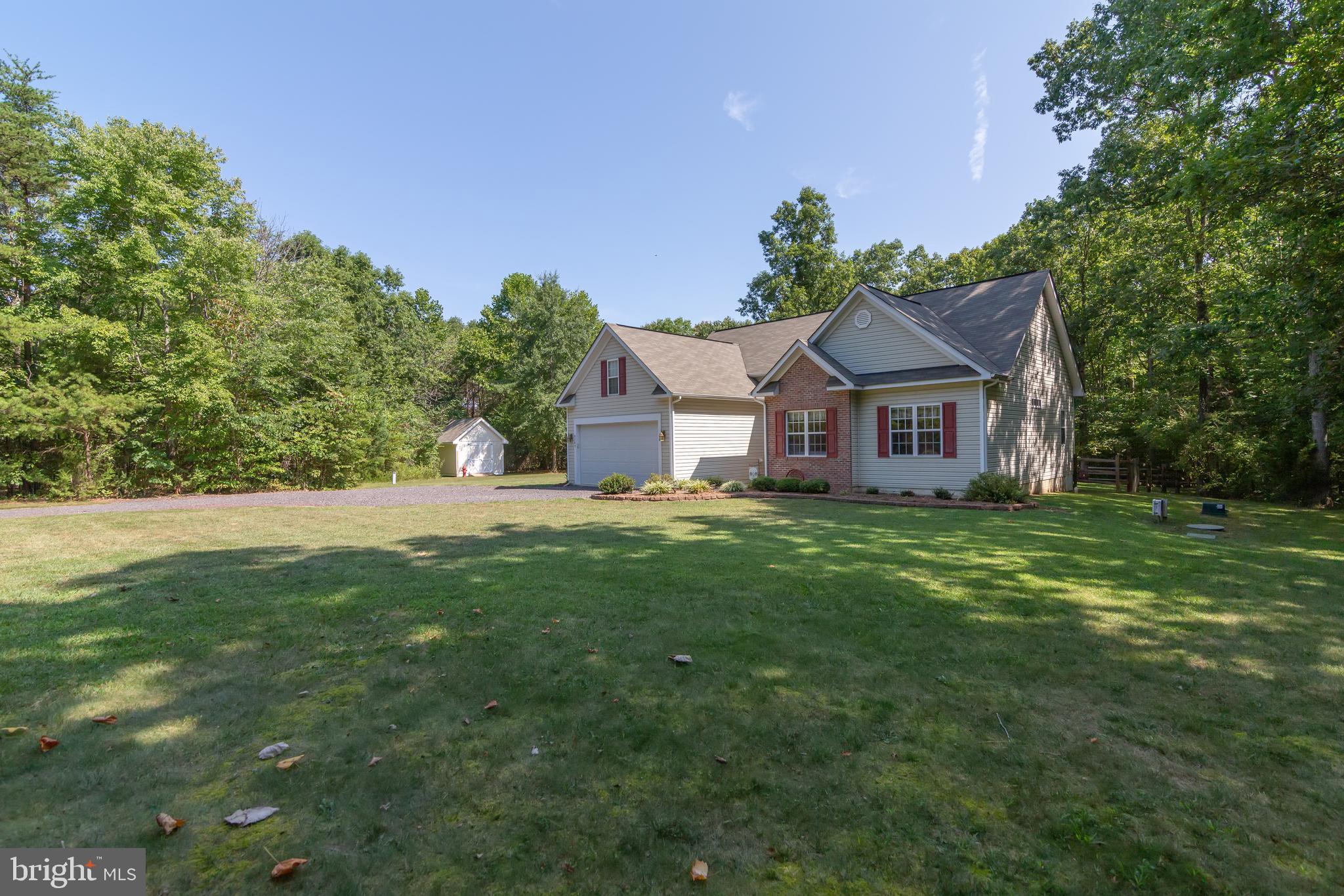 8289 Swan Woods Road Rhoadesville, VA 22542 - Photo 2 of 32 Charming Rambler - Front Exterior