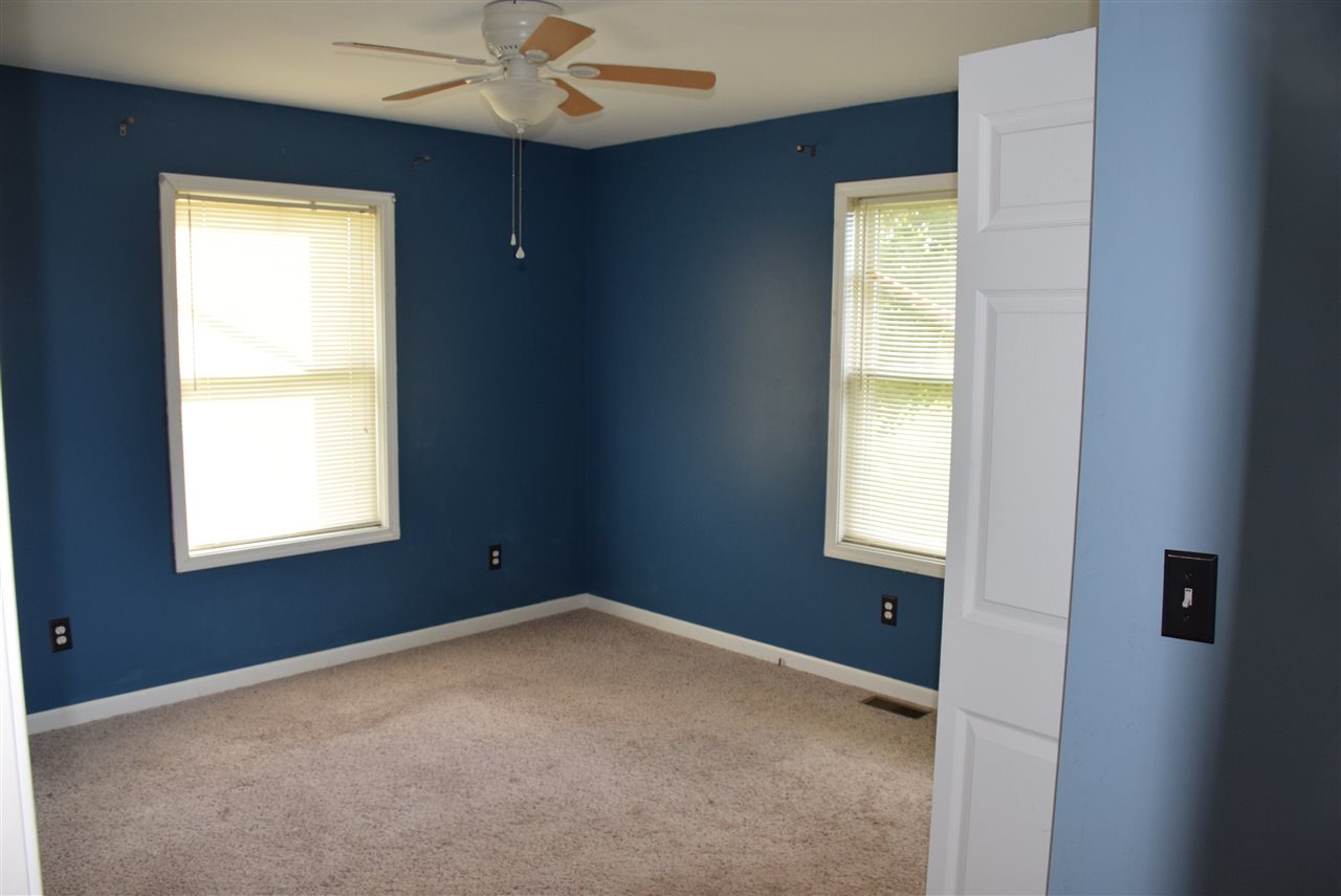 250 South Crawford Road Mount Pleasant, MI 48858 - Photo 8 of 19 1880584-7.JPG