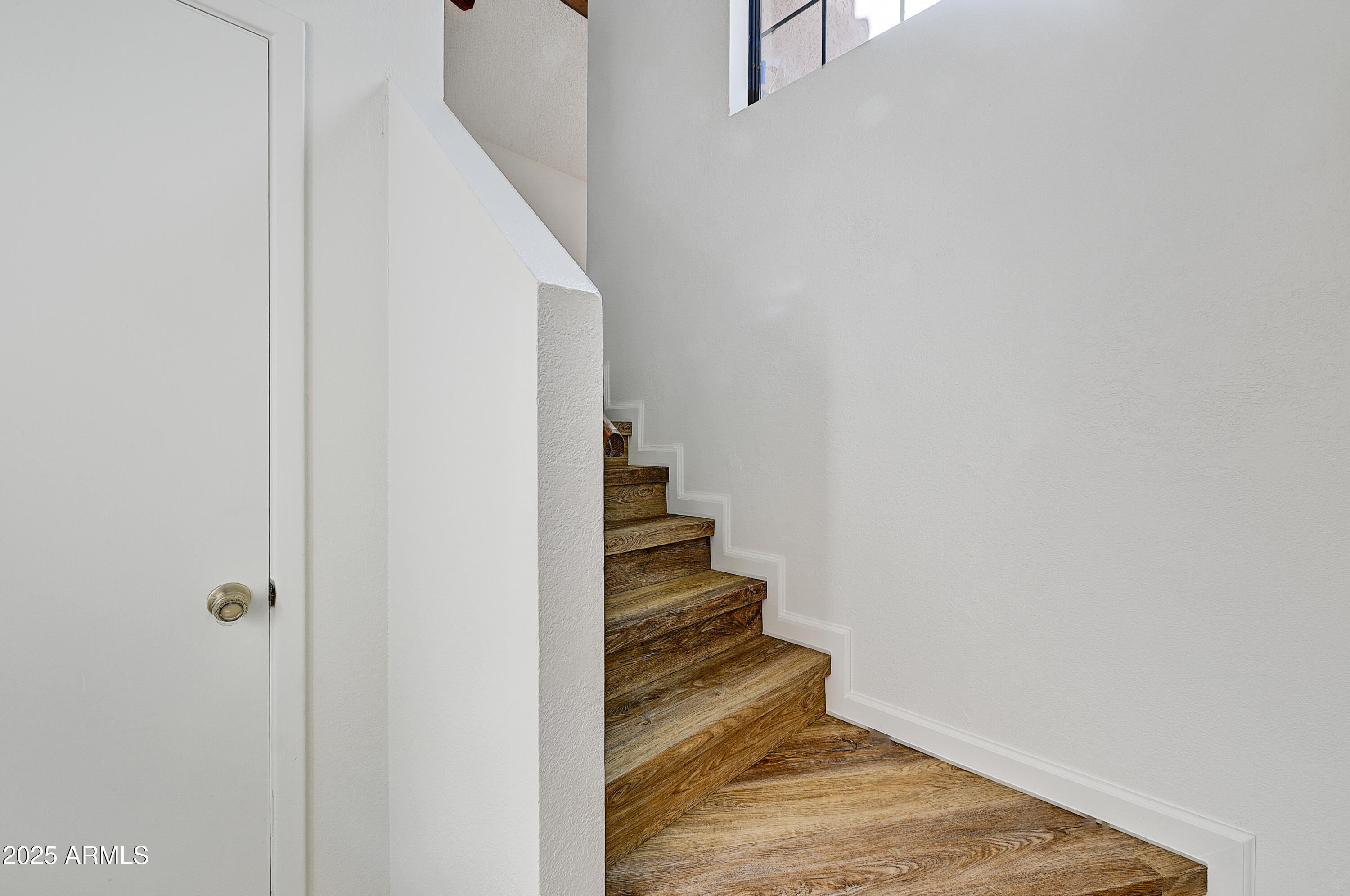925 North College Avenue, Unit E217 Tempe, AZ 85288 - Photo 3 of 32 a view of entryway