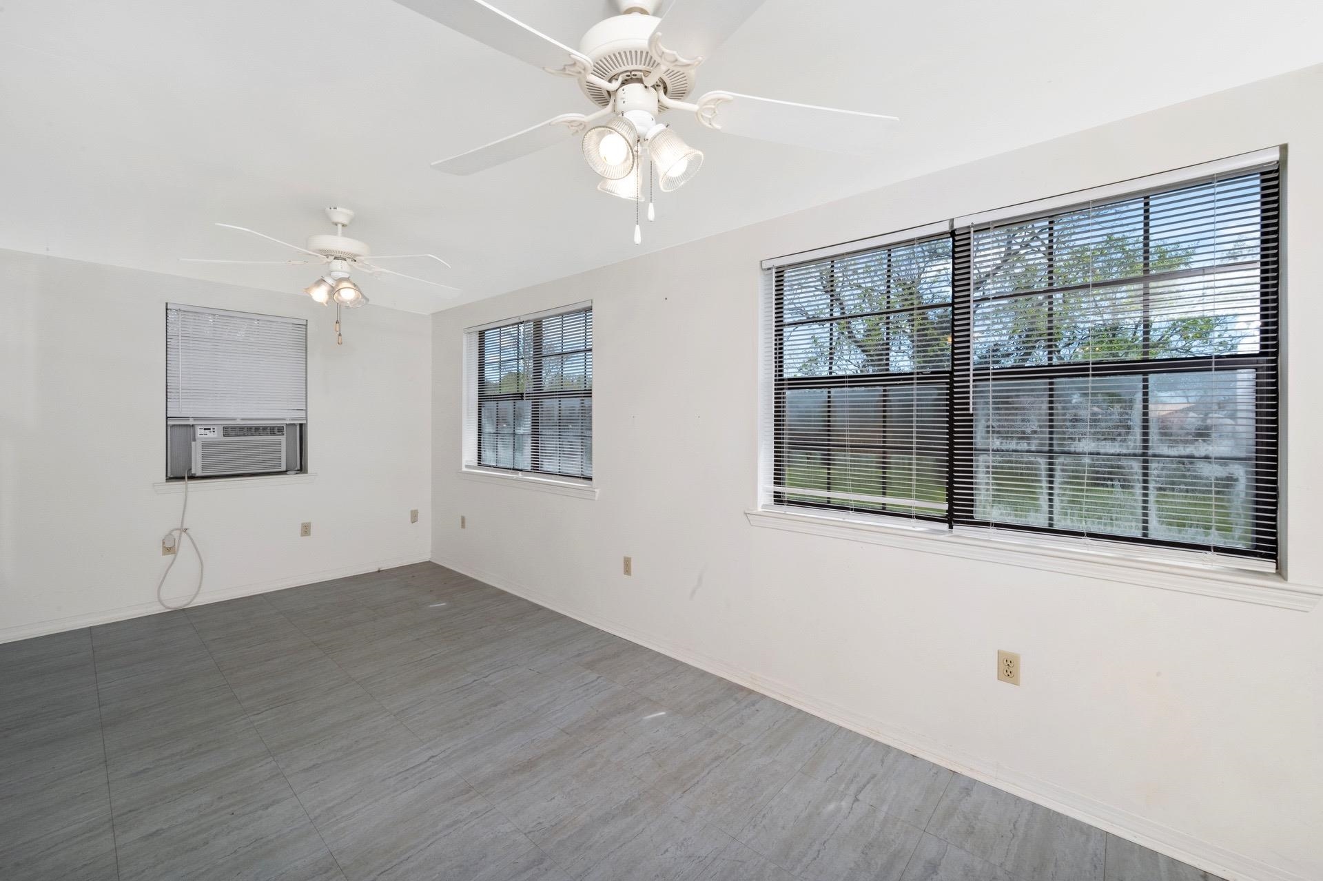 711 West Magnolia Avenue Foley, AL 36535 - Photo 11 of 24