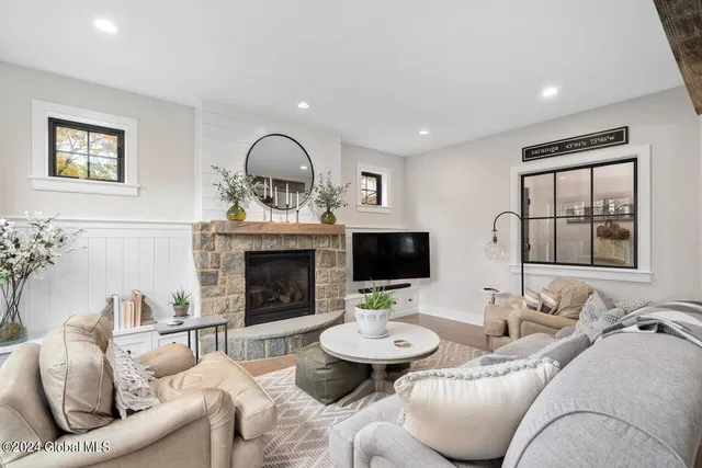 $7,000 | 34 Hyde Street, Saratoga Springs, NY 12866