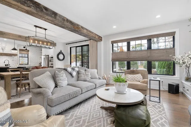 $7,000 | 34 Hyde Street, Saratoga Springs, NY 12866