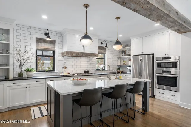 $7,000 | 34 Hyde Street, Saratoga Springs, NY 12866