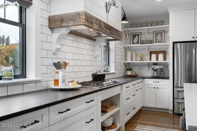 $7,000 | 34 Hyde Street, Saratoga Springs, NY 12866